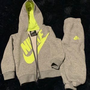 18m Nike jogger set